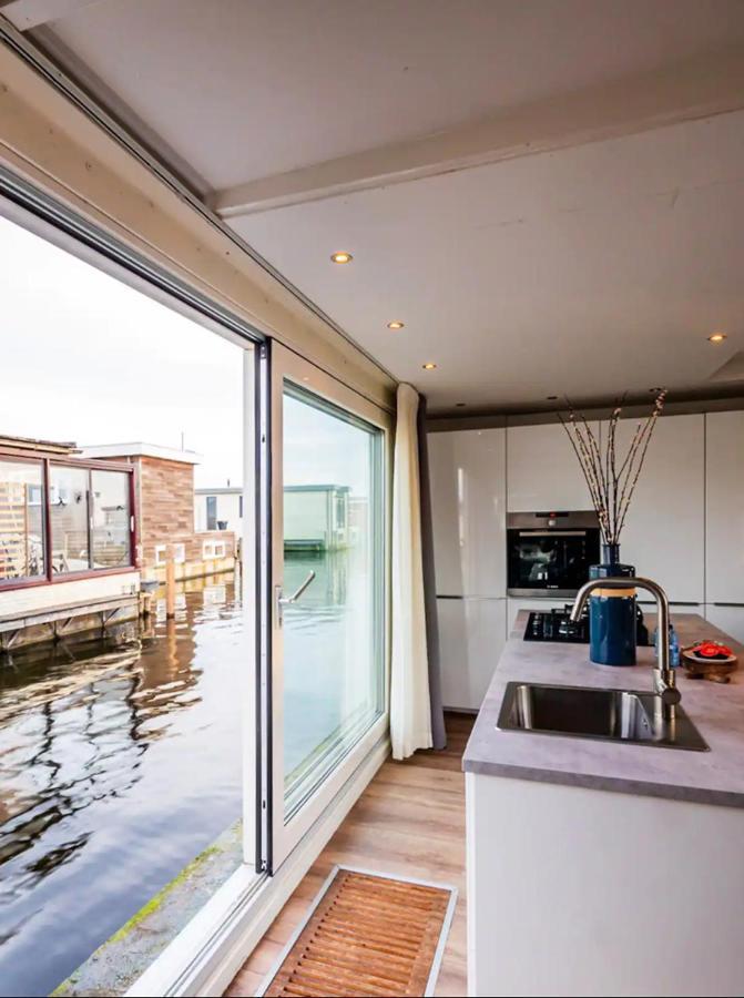 Quiet Waterloft Near Amsterdam And Schiphol Ws17 호텔 알스메르 외부 사진