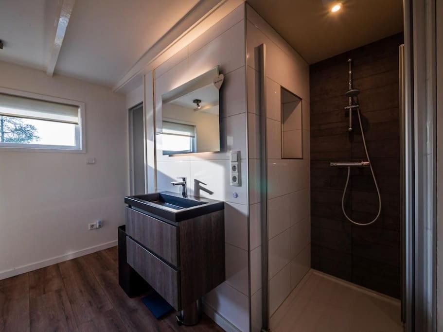 Quiet Waterloft Near Amsterdam And Schiphol Ws17 호텔 알스메르 외부 사진