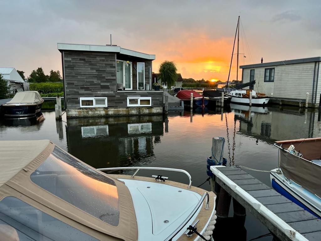 Quiet Waterloft Near Amsterdam And Schiphol Ws17 호텔 알스메르 외부 사진